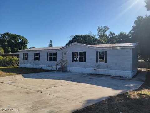 8239 Tolles Drive, North Fort Myers, FL 33917