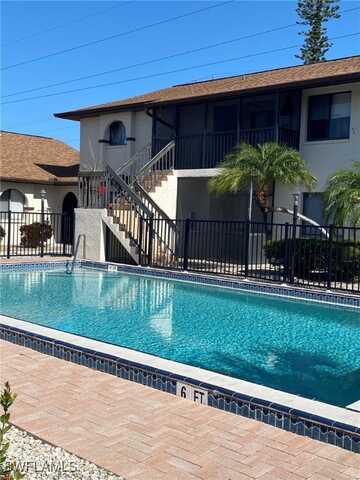 151 Cape Coral Parkway W, Cape Coral, FL 33914