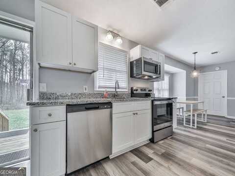 525 Henson, Carrollton, GA 30117