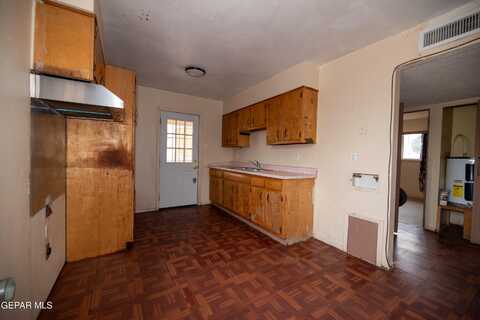 3008 Findley Avenue, El Paso, TX 79905