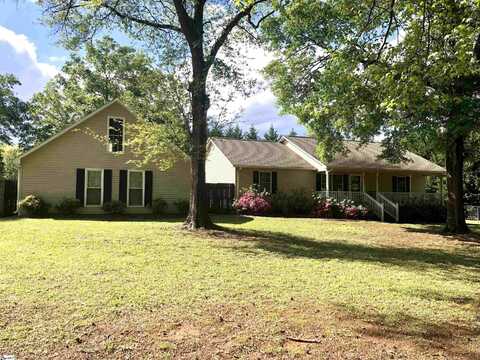 319 Vinyard Road, Boiling Springs, SC 29316