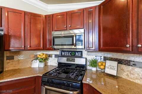 5828 Autumn Damask Street, North Las Vegas, NV 89081