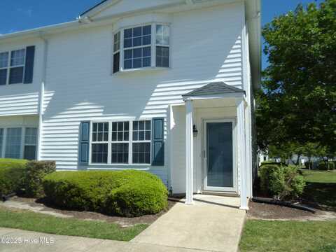 3987 Sterling Pointe Drive, Winterville, NC 28590