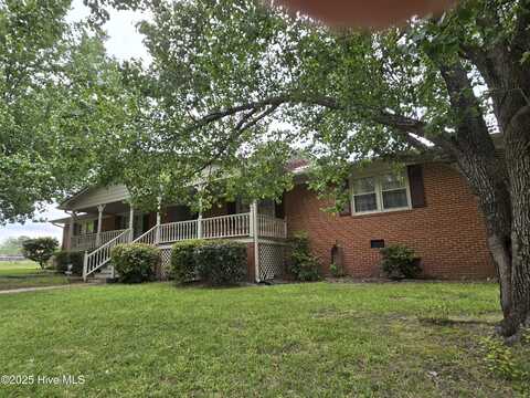 705 School Drive, Williamston, NC 27892
