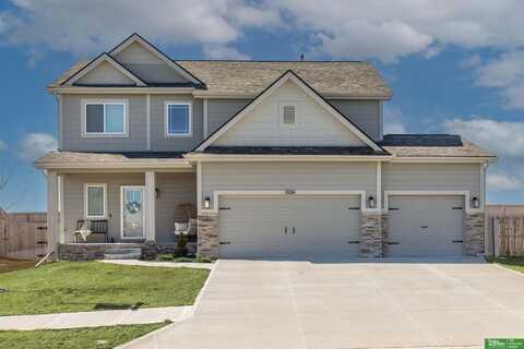 13524 S 55 Street, Papillion, NE 68133