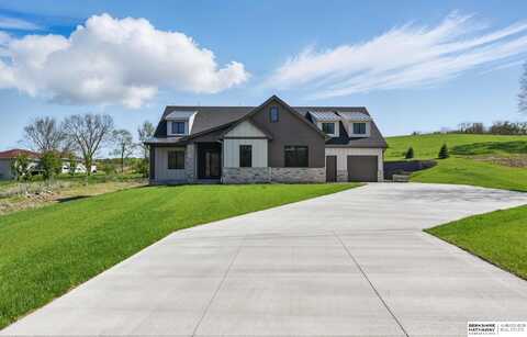 6511 Garvin Street, Omaha, NE 68152