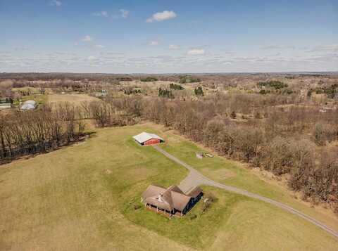 13290 Tracey Road, Manchester, MI 48158