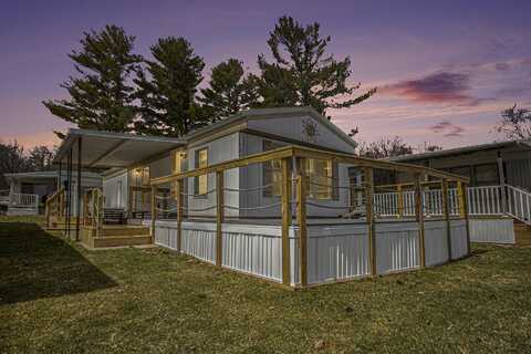 15301 Lake Shore Drive, Gowen, MI 49326