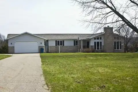 54591 Atwood Road, Dowagiac, MI 49047