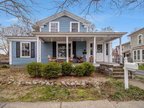 417 Monroe Street, Allegan, MI 49010