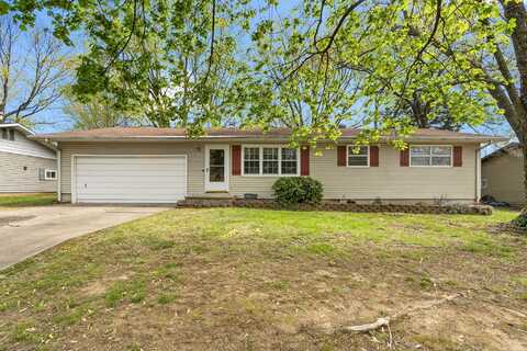 3144 N Pierce Avenue, Springfield, MO 65803