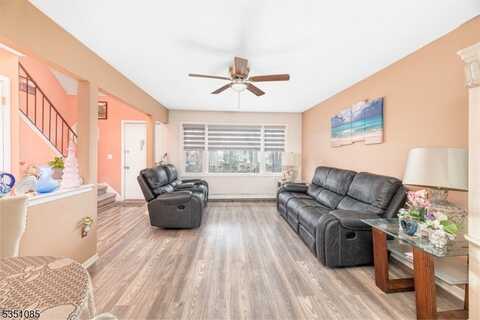 26 Wyker Rd, Franklin, NJ 07416