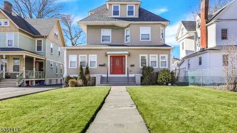 61 S Maple Ave, East Orange, NJ 07018