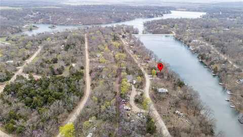 122 W Lou Ann Drive, Lacygne, KS 66040