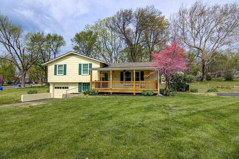 12104 W 69th Street, Shawnee, KS 66216