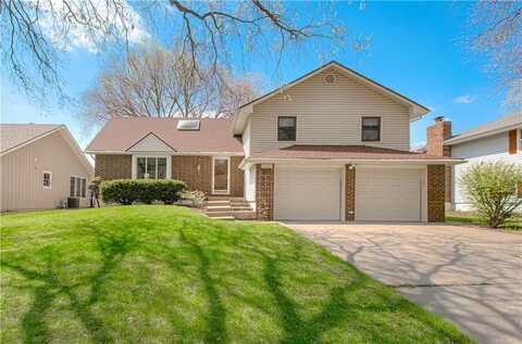 2412 S 15TH Street, Leavenworth, KS 66048