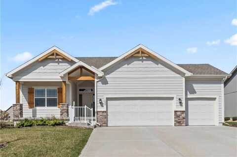 1532 SW Arbor Valley Drive, Lees Summit, MO 64082