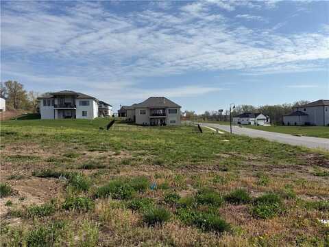 2613 NE Crestview Street, Blue Springs, MO 64029