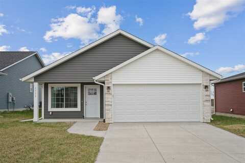 4833 Dostal Ct SW, CedarRapids, IA 52404