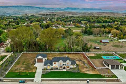 2756 N Pescara Ln, Eagle, ID 83616