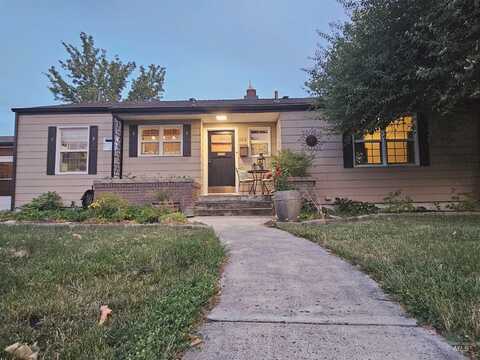 102 18th Ave, Lewiston, ID 83501