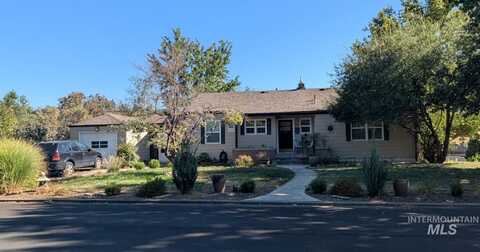 102 18th Ave, Lewiston, ID 83501