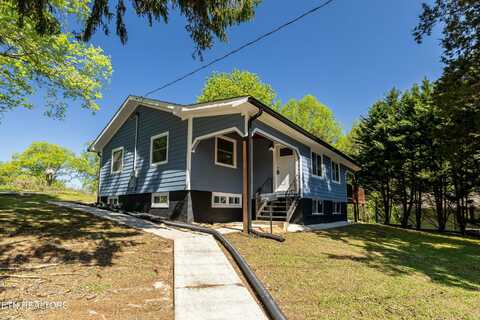 516 Delaware Ave, Oak Ridge, TN 37830
