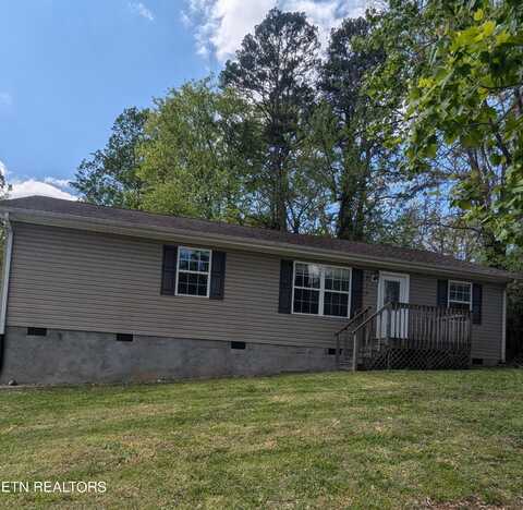 715 NW Washburn Rd, Knoxville, TN 37919