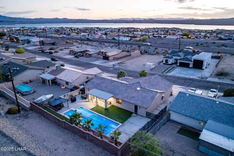 1400 Tanqueray Dr, Lake Havasu City, AZ 86404
