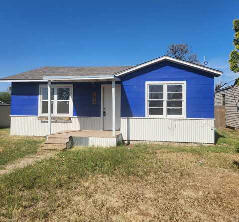 2622 Globe Avenue, Lubbock, TX 79404