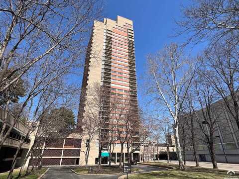 2510 Grand Boulevard, Kansas City, MO 64108