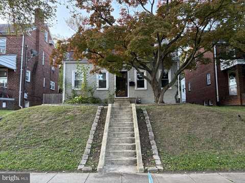 2613 NEWTON ST NE, WASHINGTON, DC 20018