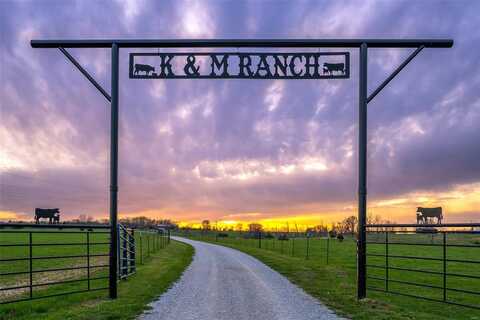 3739 Farm Road 1240, Crane, MO 65633