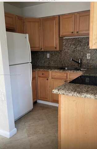 16851 NE 21st Ave, North Miami Beach, FL 33162