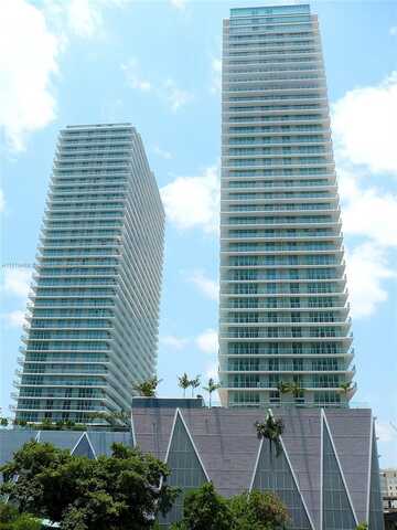 1111 SW 1st Ave, Miami, FL 33130