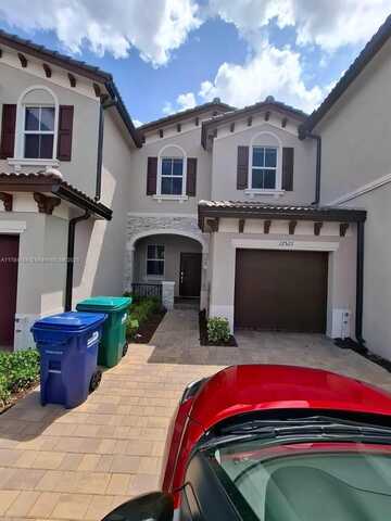 12521 NW 23rd Pl, Miami, FL 33167