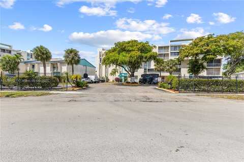 2071 NW 46th Ave, Lauderhill, FL 33313
