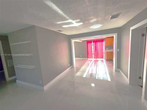 2601 NE 9th Ave, Pompano Beach, FL 33064