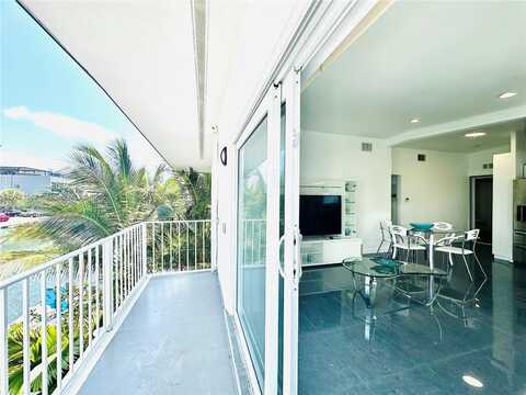 3751 NE 170th St, North Miami Beach, FL 33160