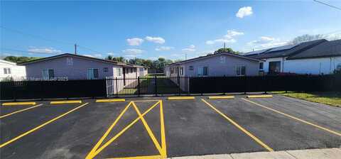 865 NW 10th St, Florida City, FL 33034