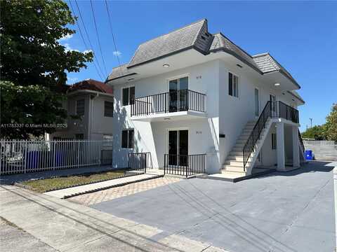 910 NW 24th Ct, Miami, FL 33125
