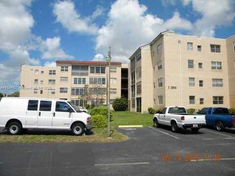 2850 Somerset Dr, Lauderdale Lakes, FL 33311