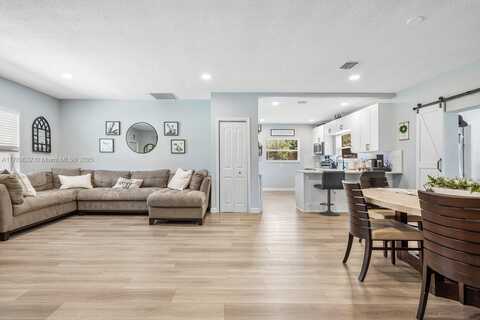 5349 Van Buren Rd, Delray Beach, FL 33484