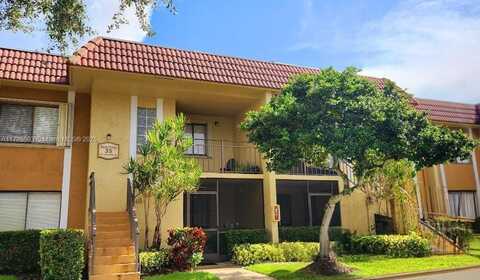 307 Lakeview Dr, Weston, FL 33326