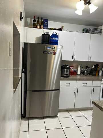 1735 NE 164th St, North Miami Beach, FL 33162