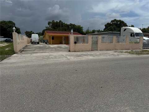 3041 NW 95th Ter, Miami, FL 33147