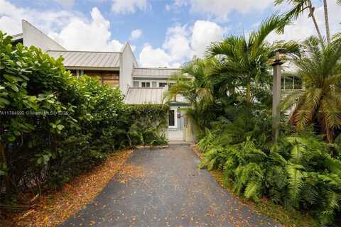 5292 SW 69th Pl, Miami, FL 33155
