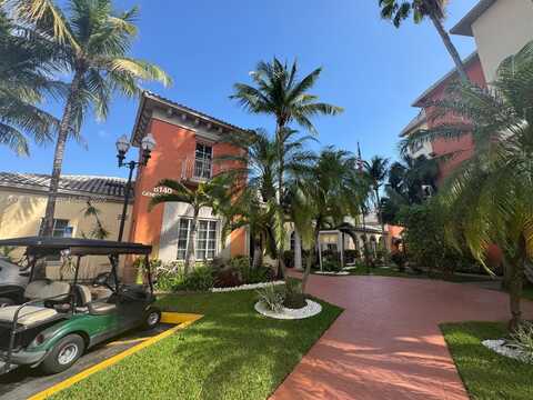 8120 Geneva Ct, Doral, FL 33166