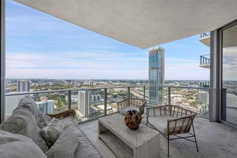 851 NE 1st Ave, Miami, FL 33132
