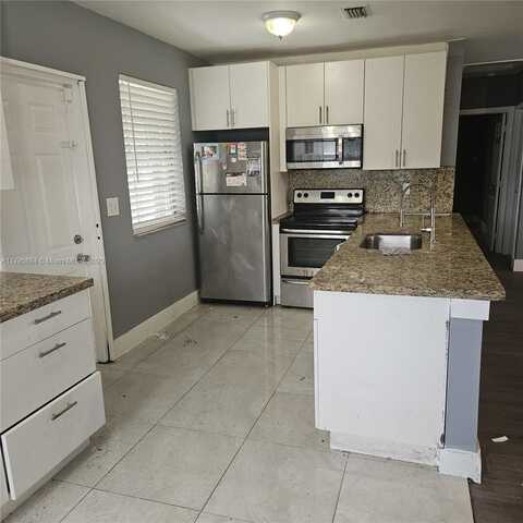 16115 NW 42nd Ave, Miami Gardens, FL 33054